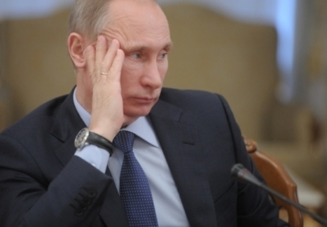 Россиянин подал в суд на Путина